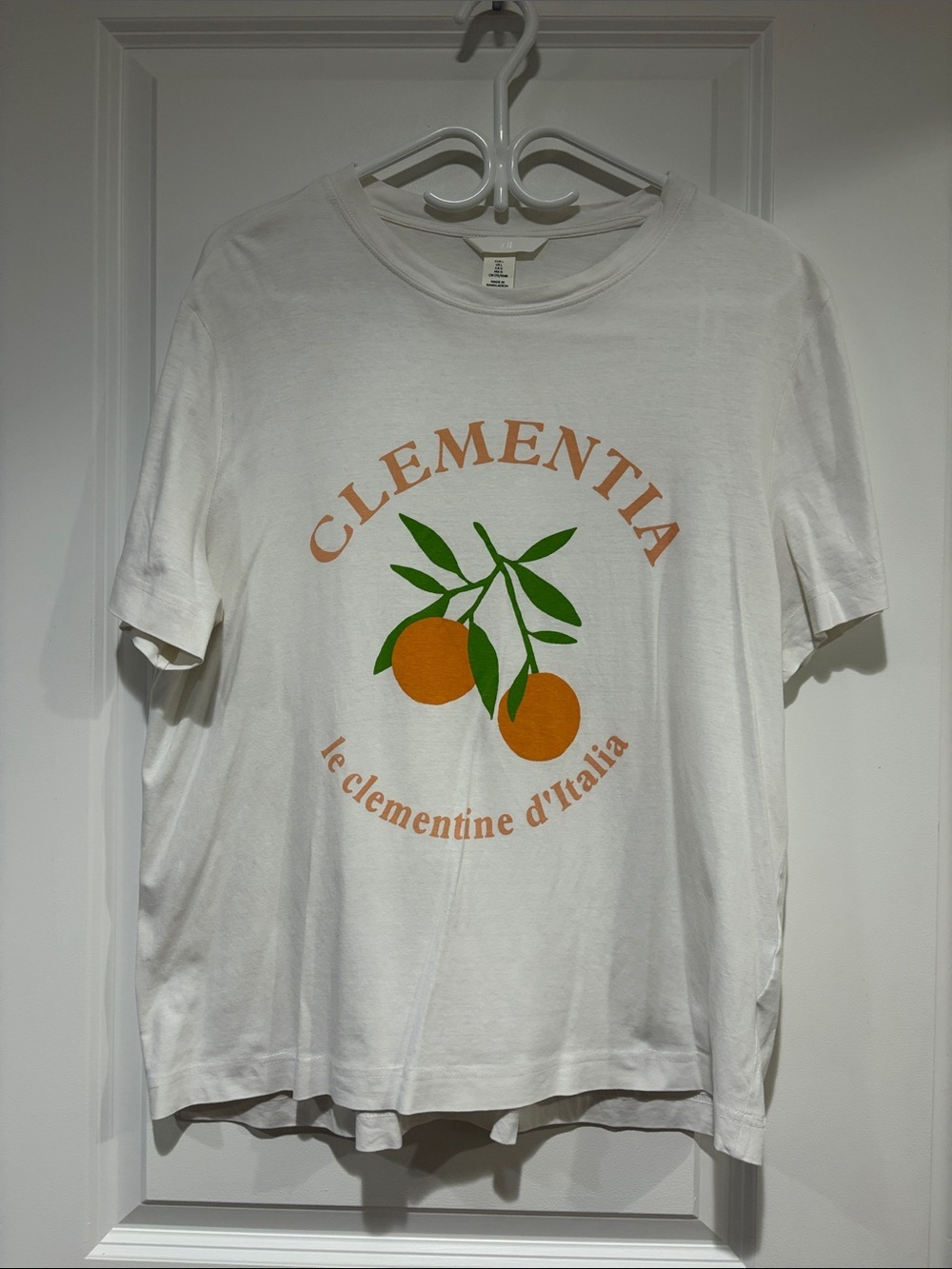 Clementia White Graphic Tee with Orange Clementines